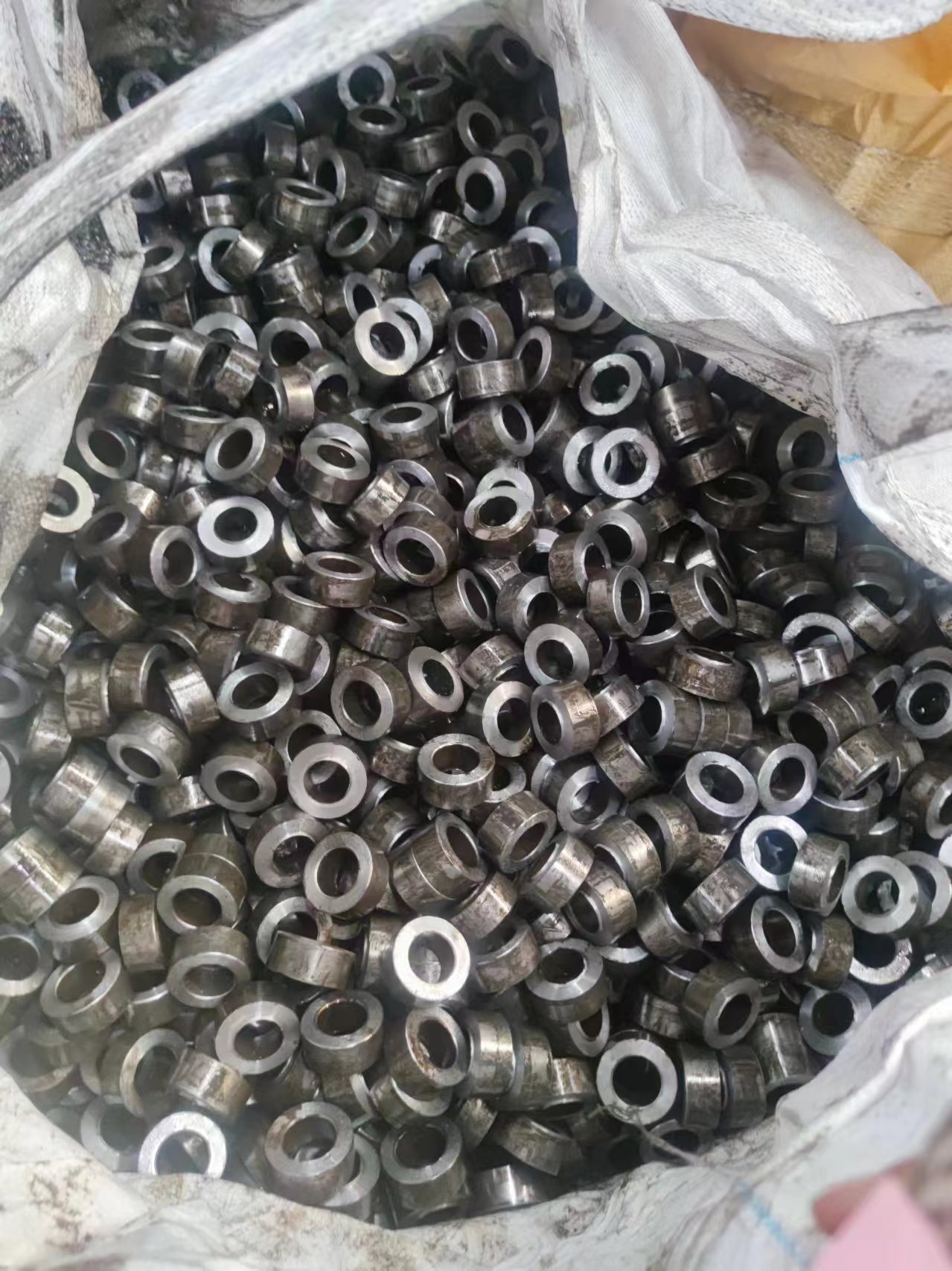 精密無(wú)縫鋼管切割